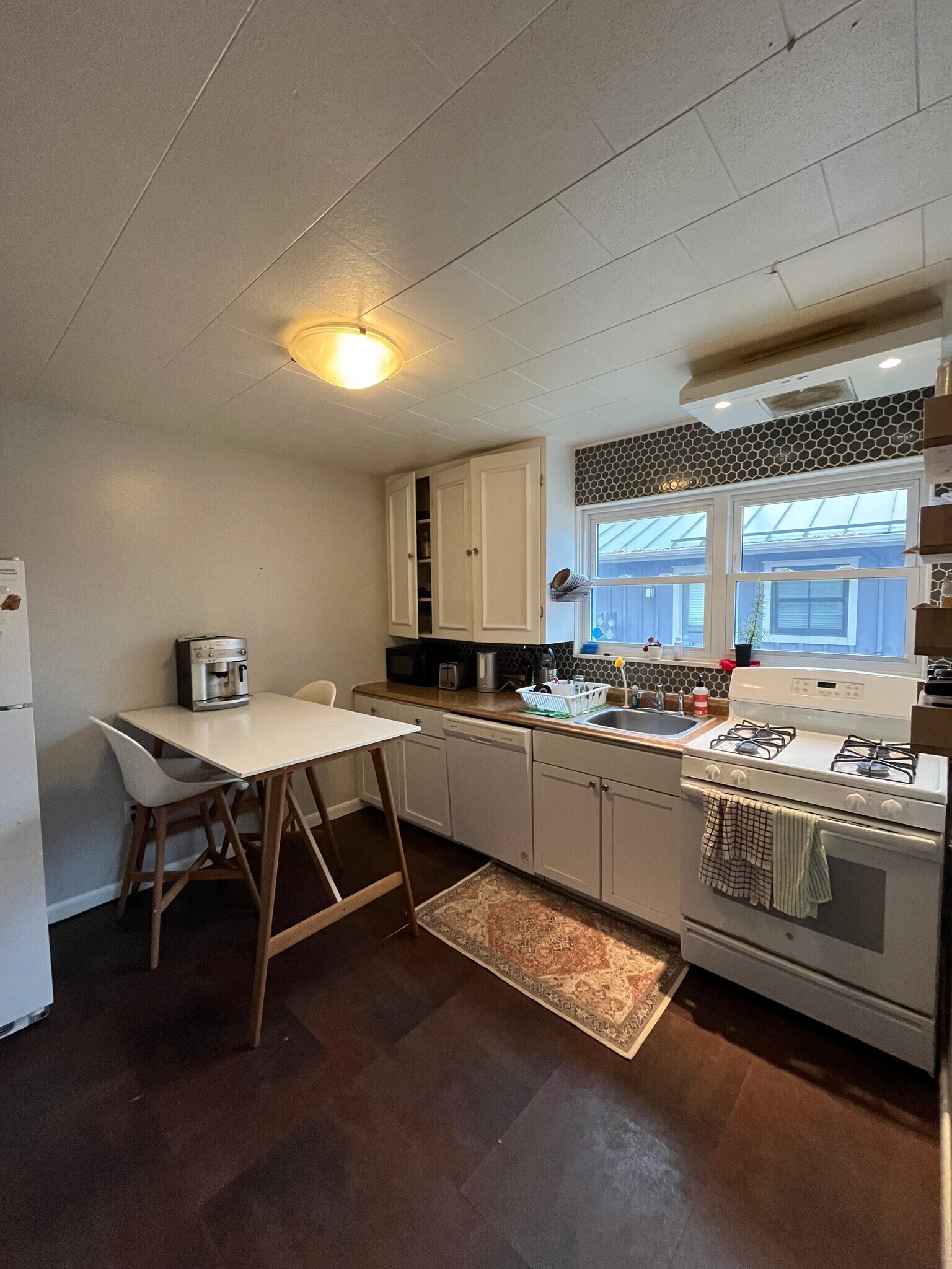 kitchen - 222 Buena Vista Ave