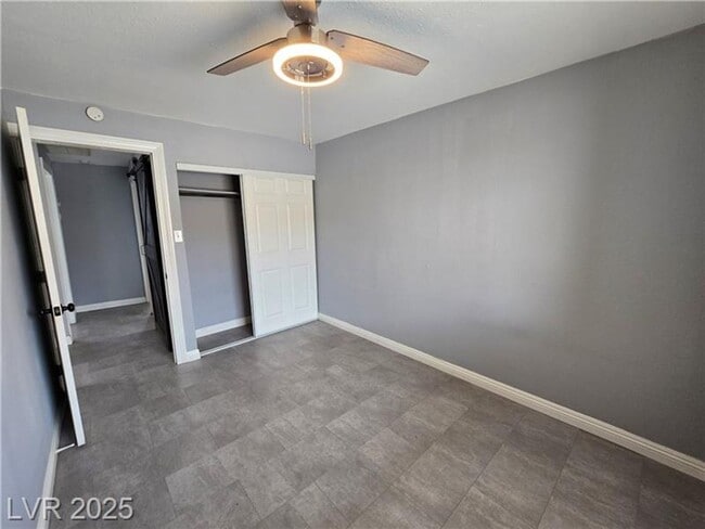 Building Photo - Remodeled Single-Story Duplex