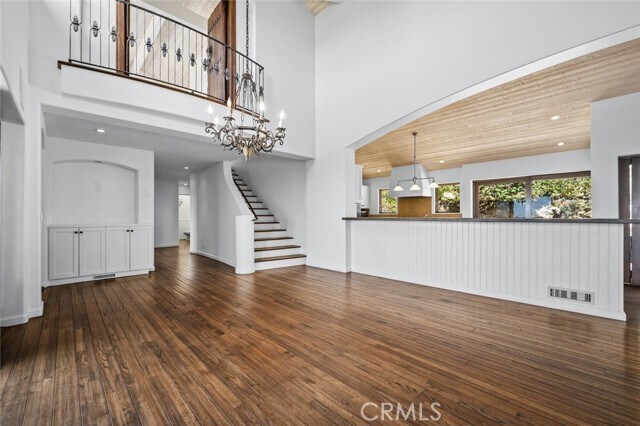 Building Photo - 1020 Skyline Dr