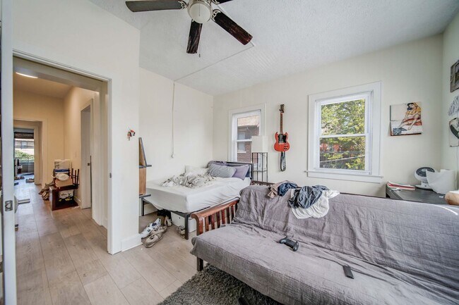 Building Photo - Massive Newly Renovated 11-Bedroom House o...
