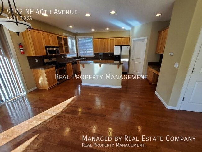 Building Photo - 9102 NE 40th Ave