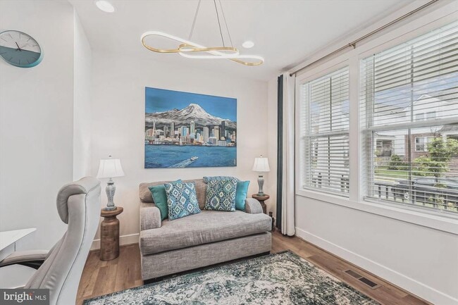 Building Photo - 42023 Spring Air Dr