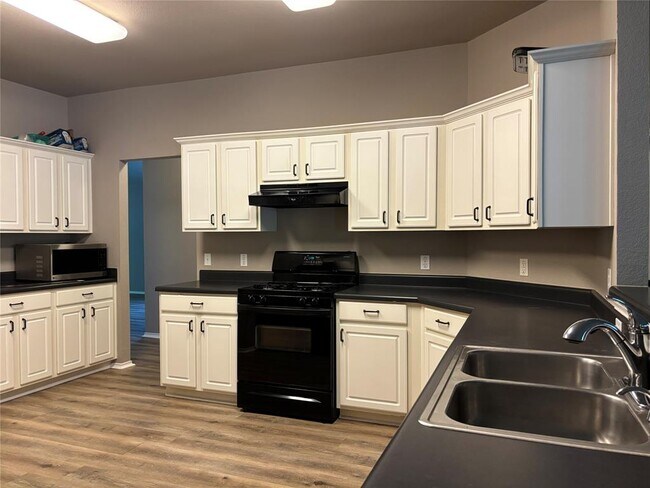 Building Photo - 2511 Vernell Way