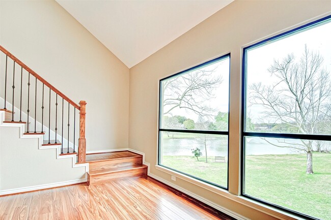 Building Photo - 4144 Greystone Way