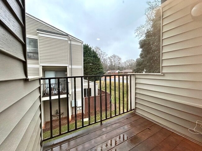 Building Photo - 1625 Merry Oaks Rd