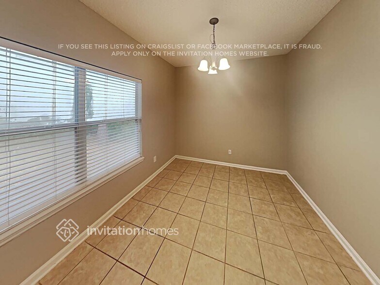 Building Photo - 14022 Summer Breeze Dr
