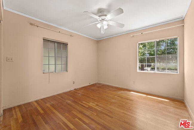 Building Photo - 6057 Morella Ave