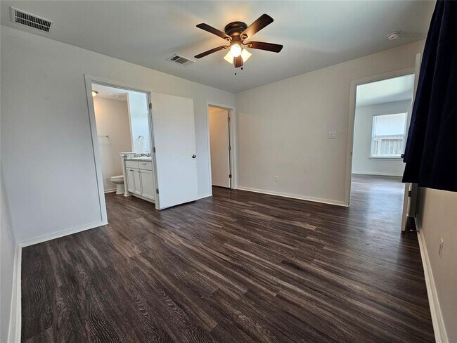 Building Photo - 16721 Hamilton Point Cir