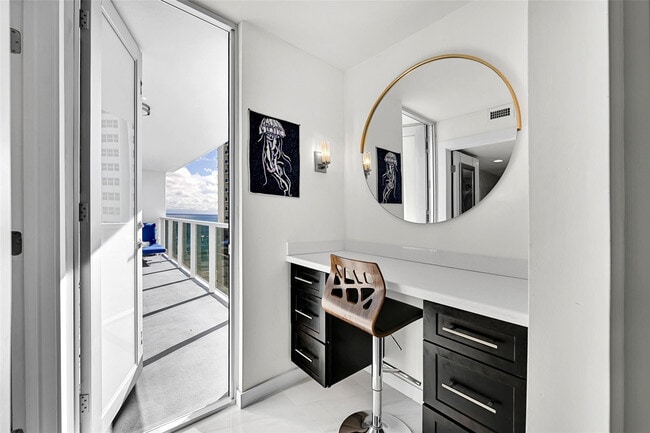 Building Photo - 1880 S Ocean Dr