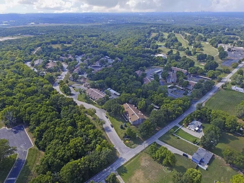 Building Photo - 8326 Hillcrest Rd