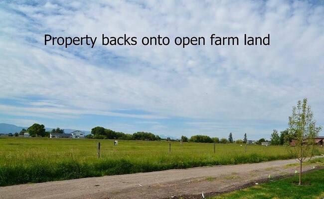 Building Photo - Luxury Four Bedroom with Farmland Views