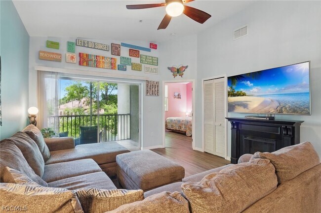 Building Photo - 15430 Bellamar Cir