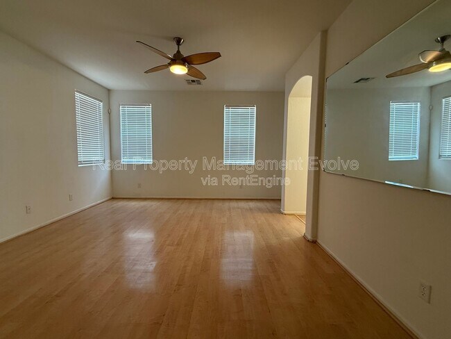 Building Photo - 3038 W Trapanotto Rd