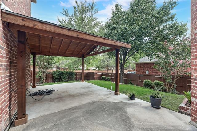Building Photo - 15127 Springwood Dr