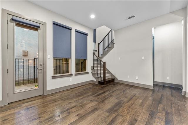 Building Photo - 7112 Royal View Dr