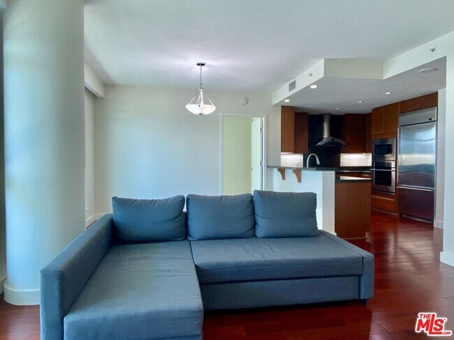 Building Photo - 3141 Michelson Dr