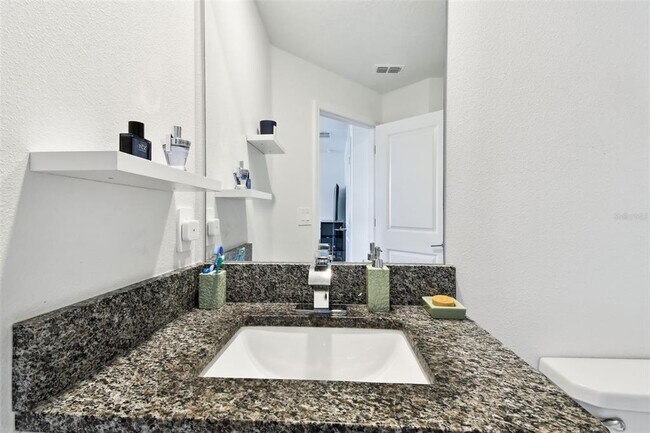 Building Photo - 2513 Sunray Venus Wy