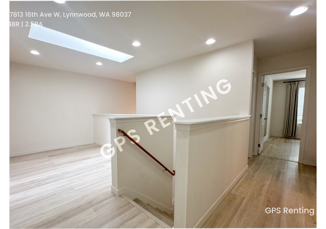Building Photo - 17813 16th Ave W