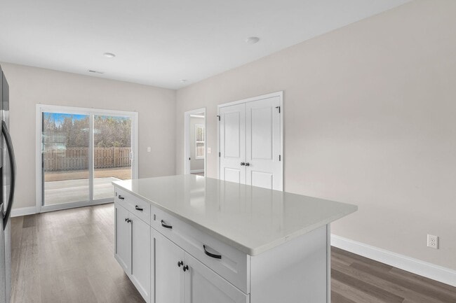 Building Photo - The Landing at Lewis Creek | 3 bedrooms, 2 baths