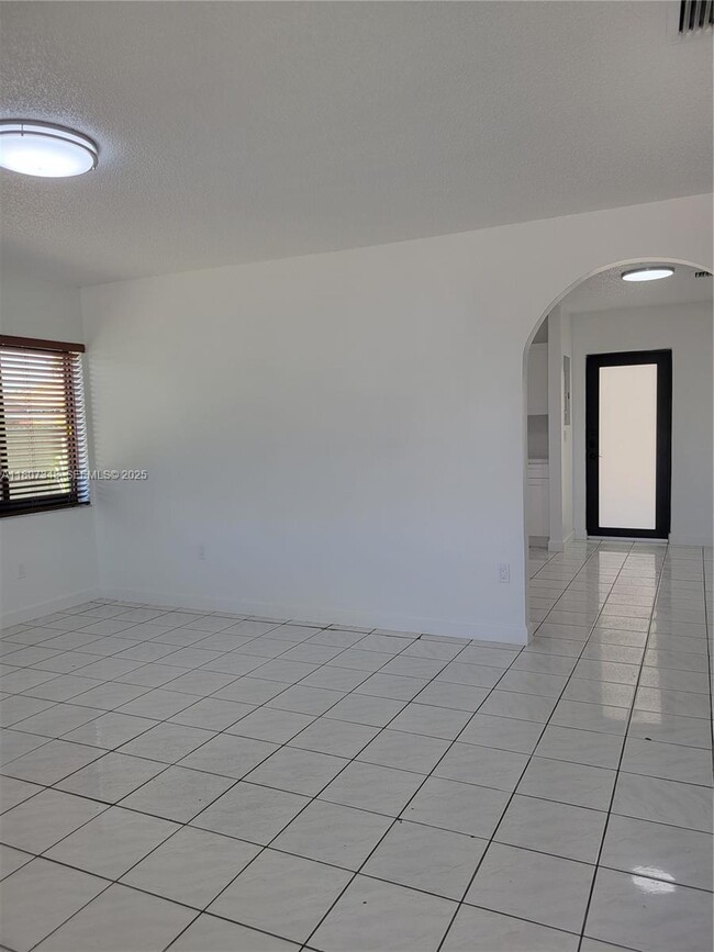 Building Photo - 15241 SW 301st St