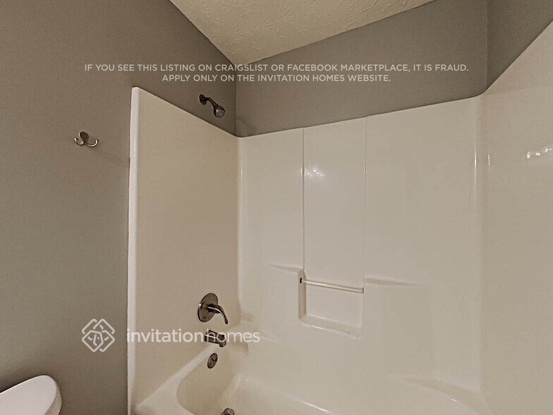 Building Photo - 1317 Kent Manor