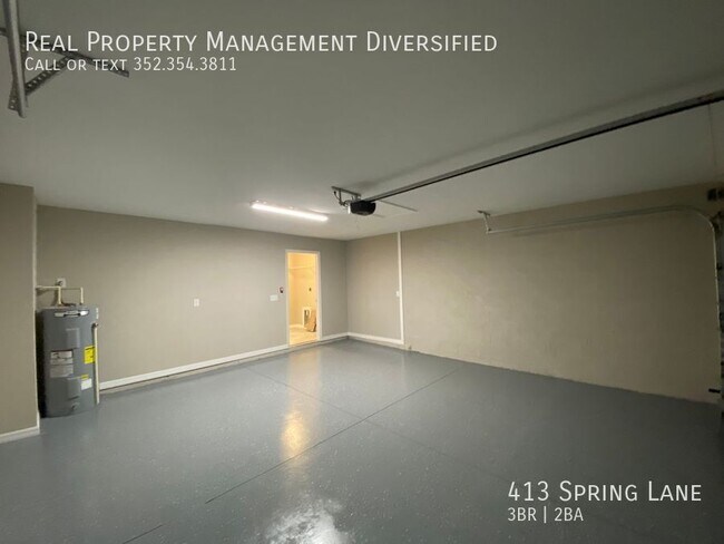 Building Photo - 413 Spring Ln