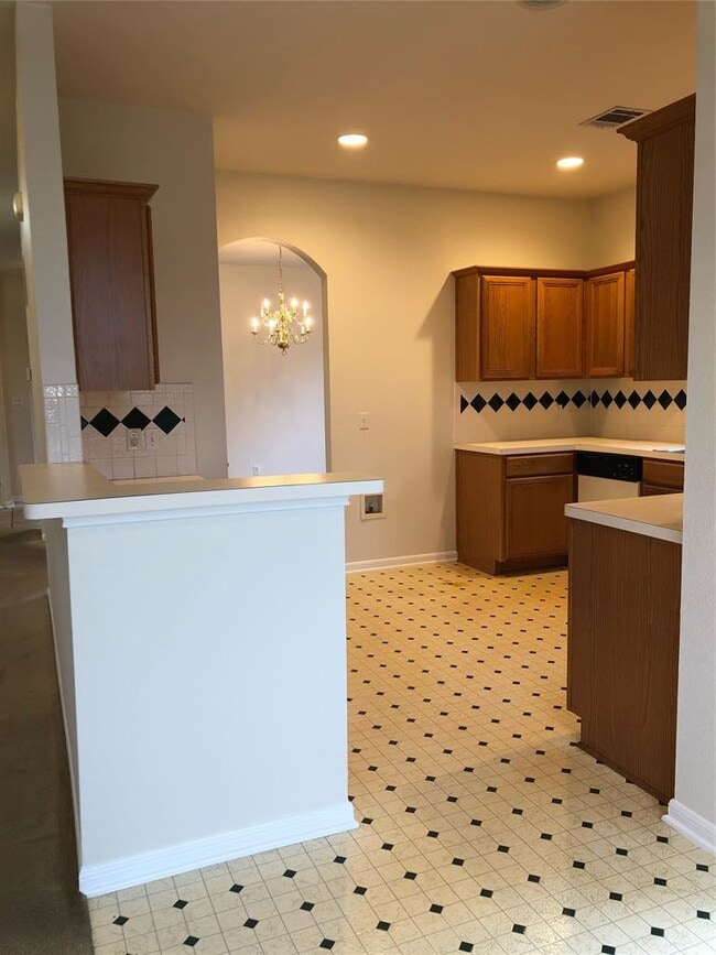 Building Photo - 3604 Roller Crossing