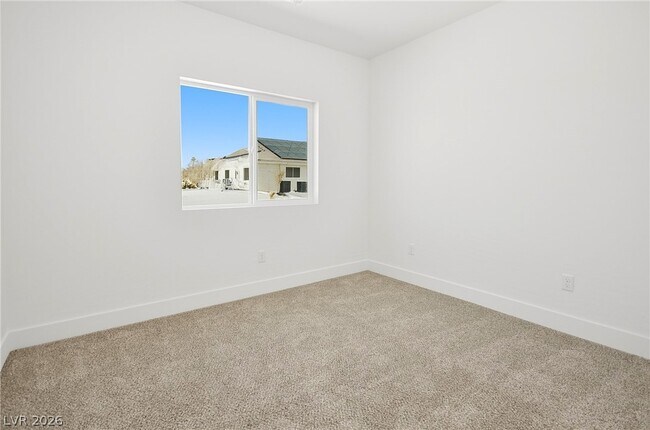 Building Photo - 2001 S Dandelion St