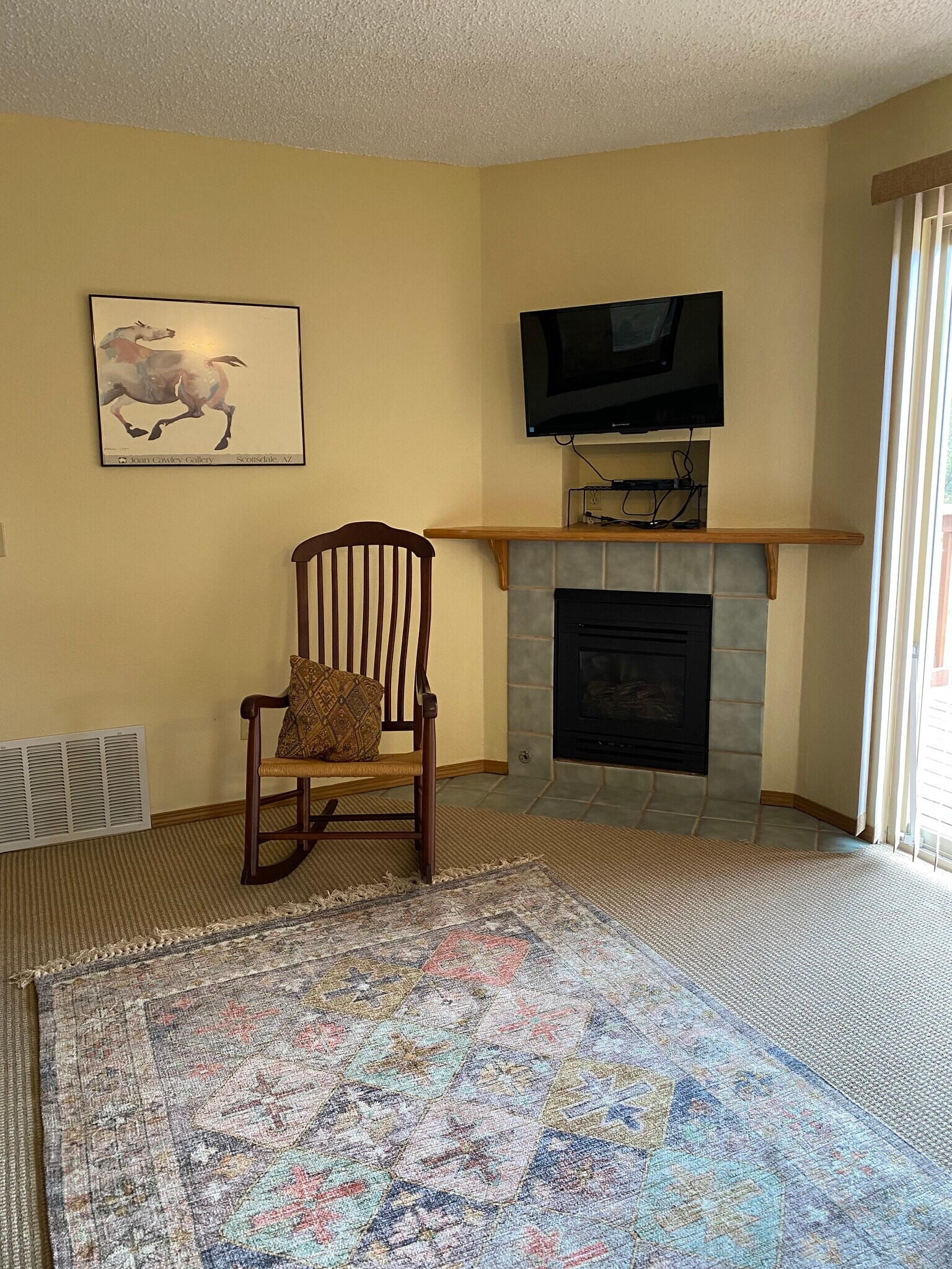 Building Photo - 507 Fall River Ln