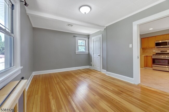 Building Photo - 13-35 4th St