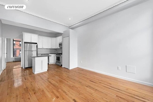Building Photo - 42 Woodhull St