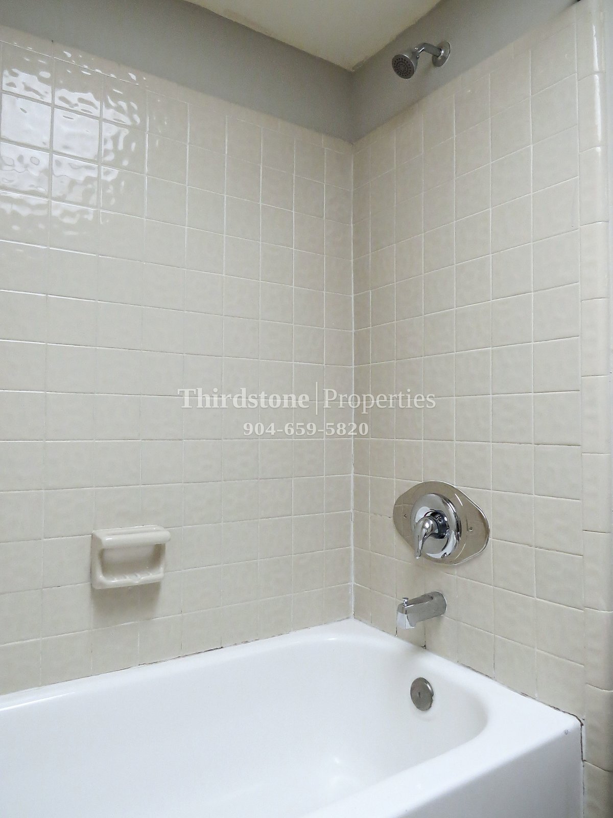 Building Photo - 7611 Indian Lakes Dr