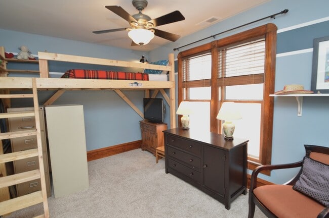 Building Photo - 2626 Union St