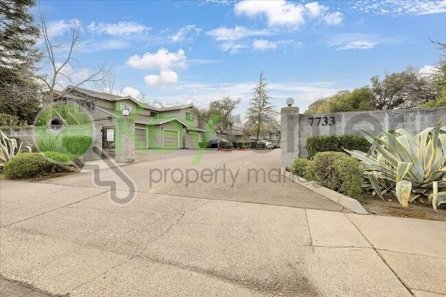 Building Photo - 7733 Lauppe Ln