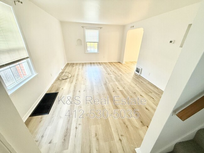 Building Photo - 2125 Wesley St