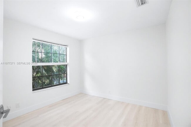 Building Photo - 7829 La Mirada Dr