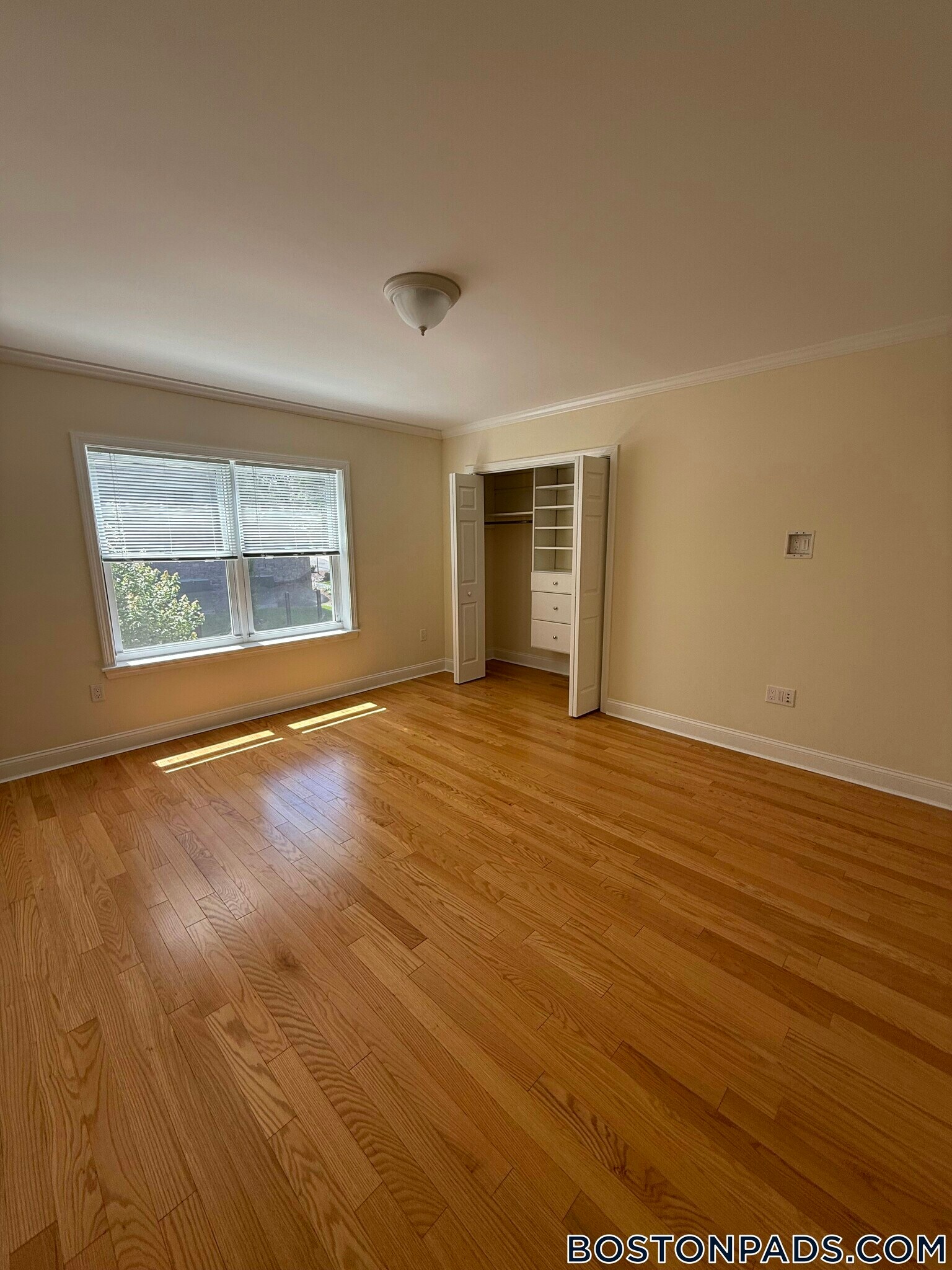 Building Photo - 240 Gerry Rd