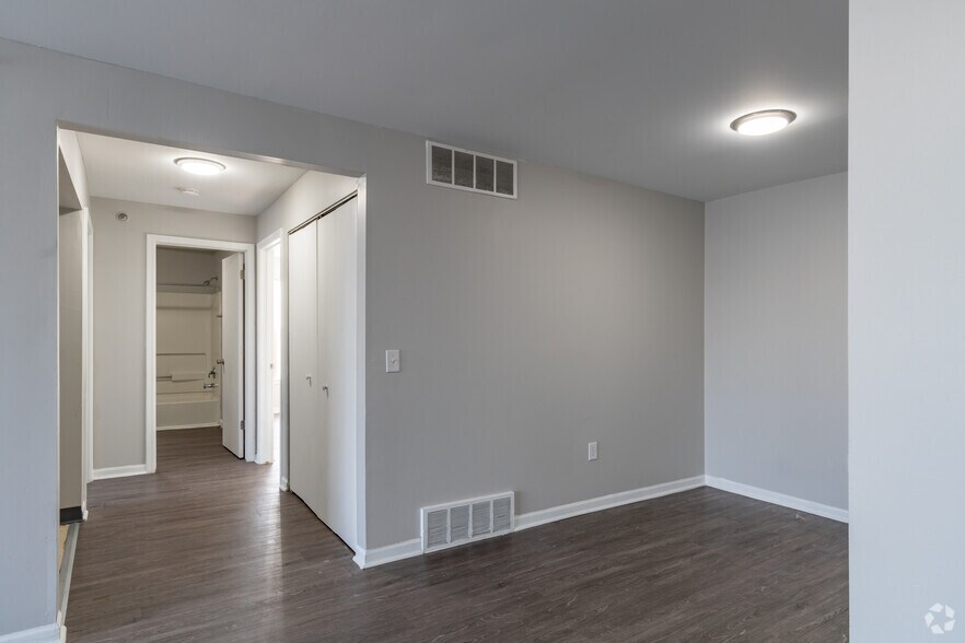 Hamlin Place Estates 2680 Hamlin Blvd Inkster MI 48141 Apartment Finder