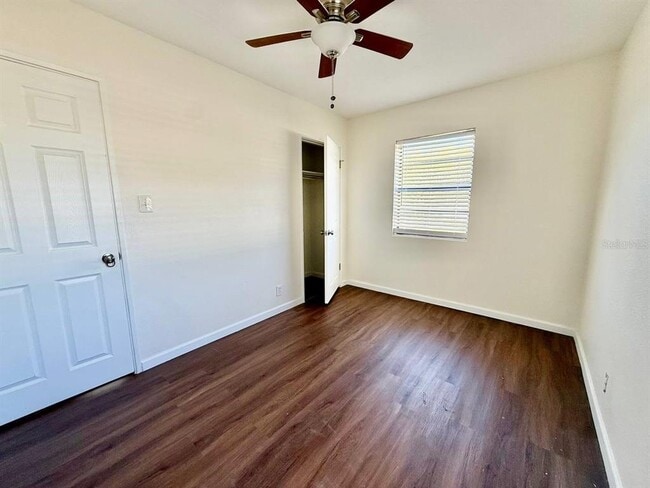 Building Photo - 4109 W Wallace Ave