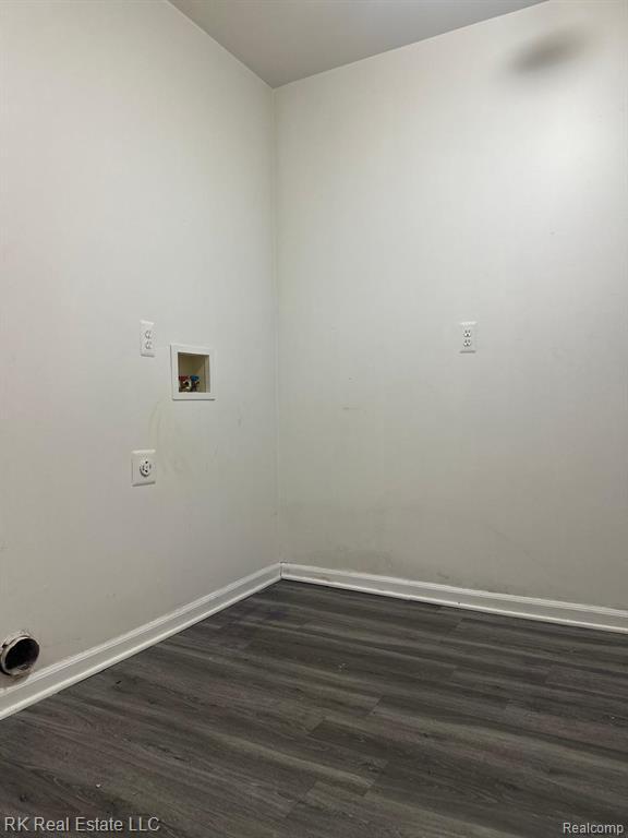 Building Photo - 3581 Reeves Dr