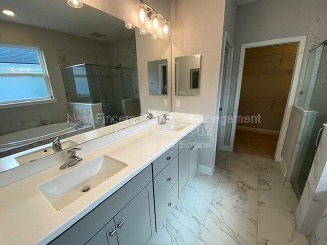 Building Photo - 312 Union Hill Dr