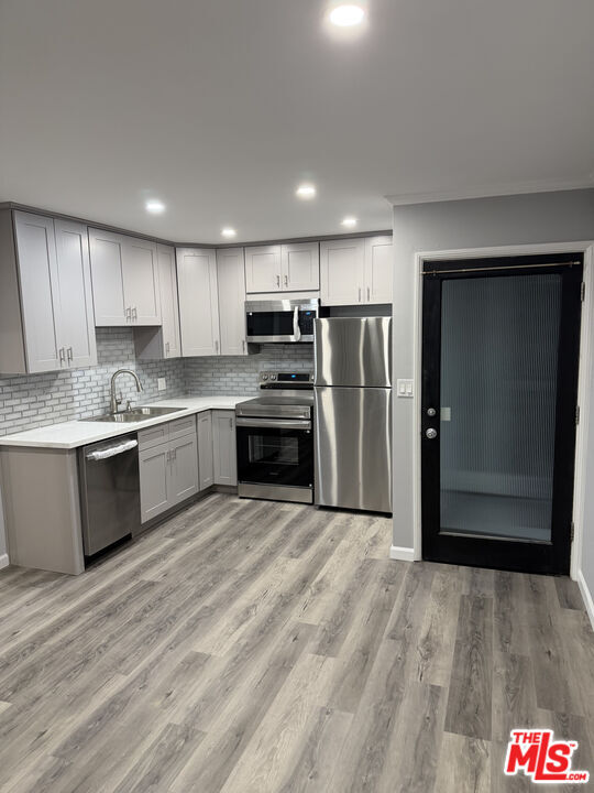 Building Photo - 1510 W Balboa Blvd