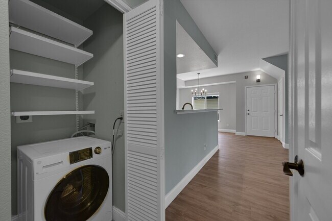 Building Photo - $1,995.00 - 2 Bedrooms, 2 Bathroom, Condo ...