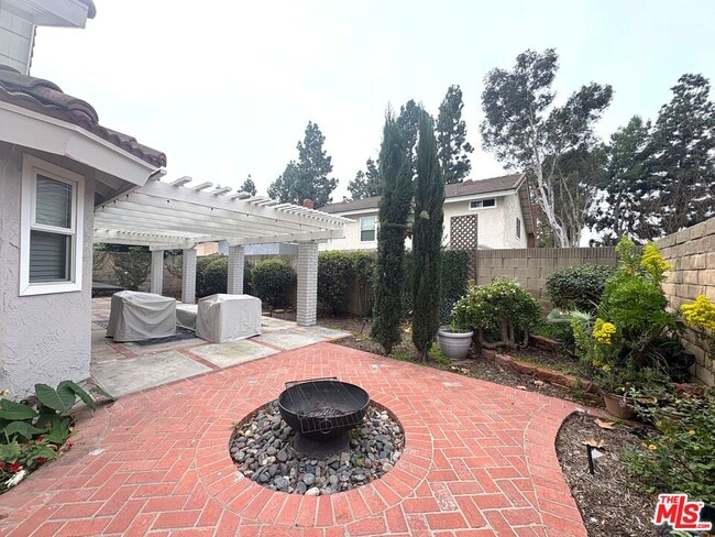 Building Photo - 16403 Bear Meadow Cir