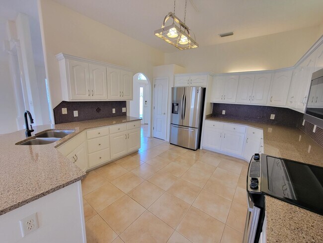 Building Photo - 2730 Creeks Edge Ln