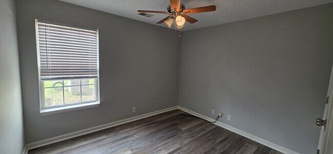 Building Photo - 1183 Catawba Way