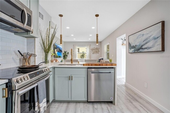 Building Photo - 1891 Oglesby Ave