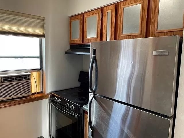 Building Photo - 2024 Goss St