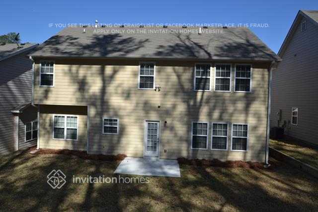 Building Photo - 2530 Freemont St