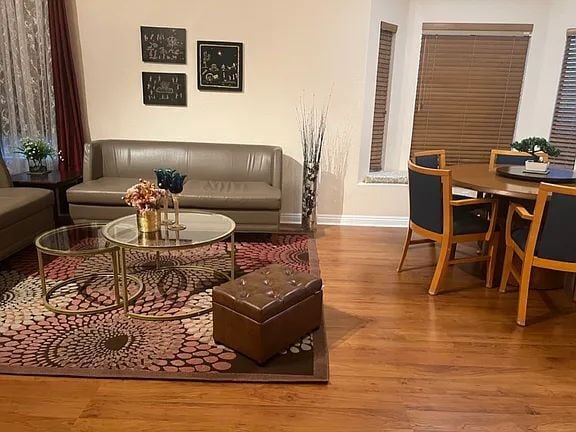 Building Photo - NO MIN CREDIT SCORE REQUIRED, BK OKAY, PAS...
